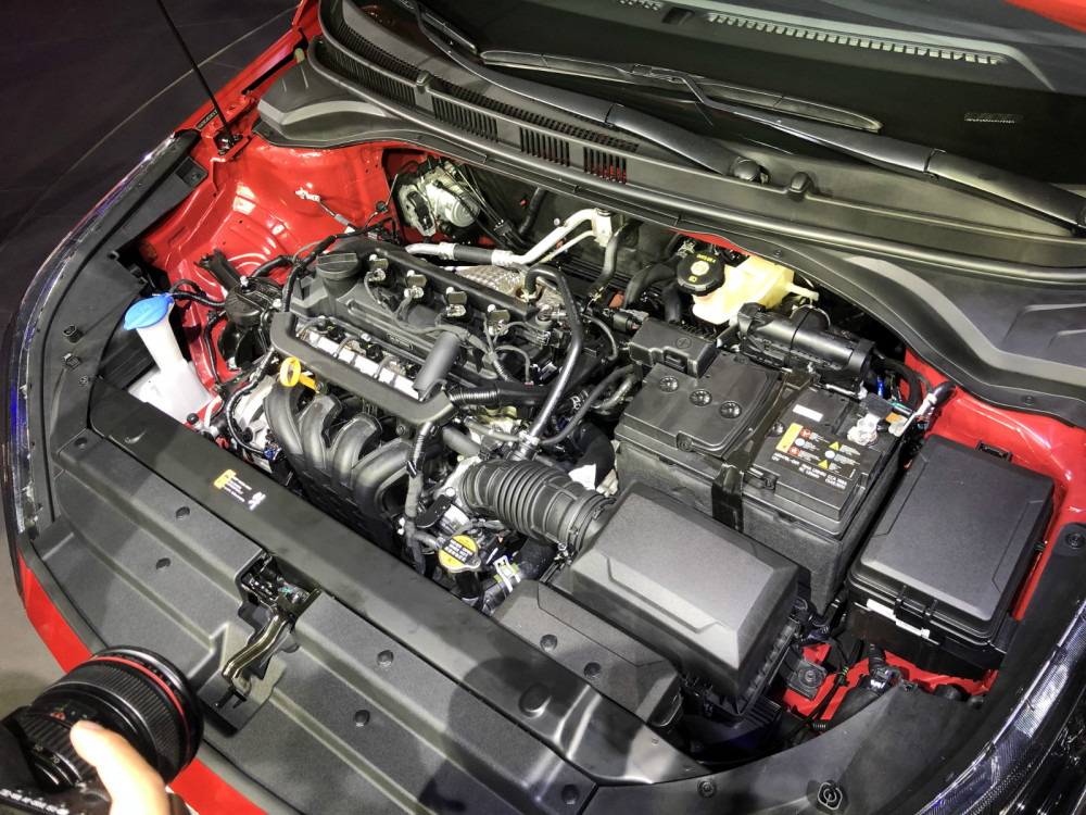 4l自然吸气发动机,最大输出功率73.