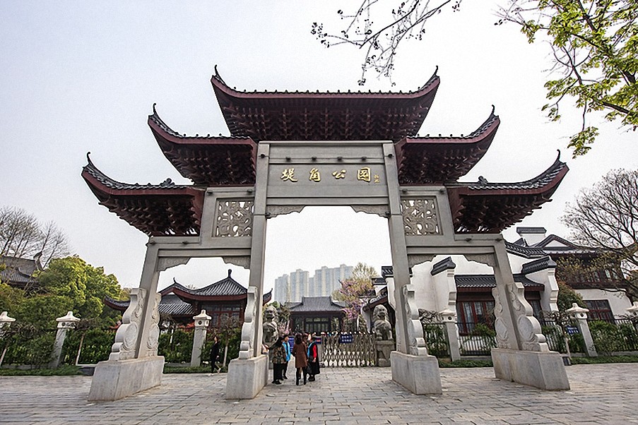 堤角公园在汉口三环边是武汉一处免费的景点