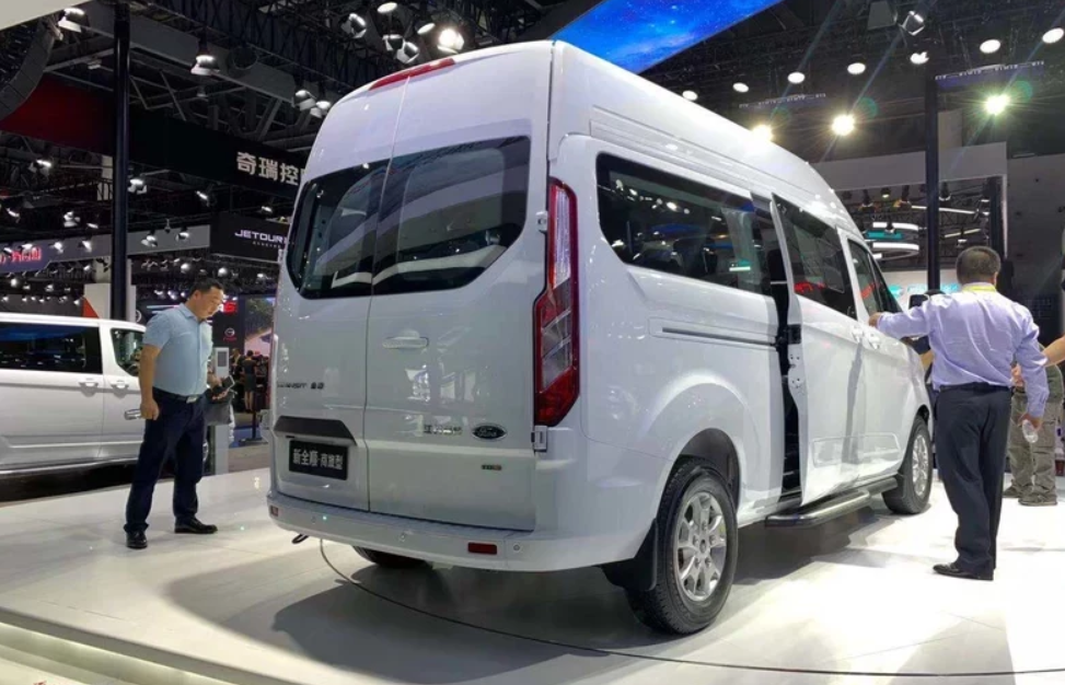 福特新全顺商旅型正式上市1738万元起售