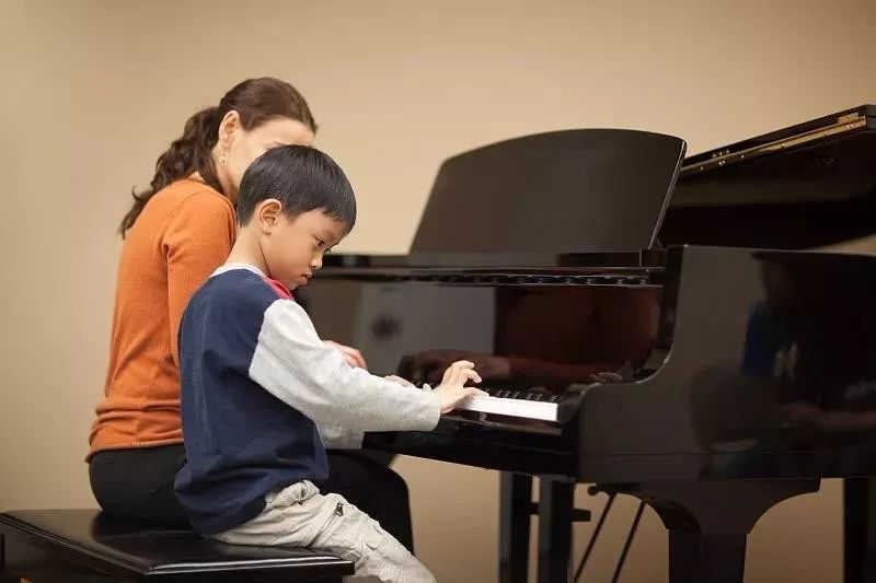 鲍睿茹|从《三十而已》看现实中的富太太圈：5000万，是一条财富基准线