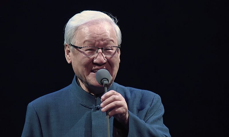 在当年的公开信中,谢飞引用了一代电影表演大师赵丹的临终之言「管得