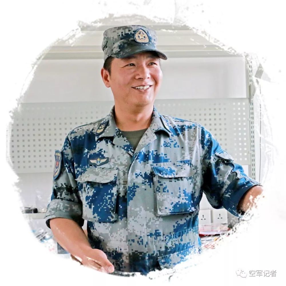 李班长退居二线