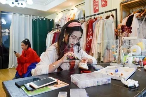 汉服|扒一扒，成都为何是“汉服第一城”？