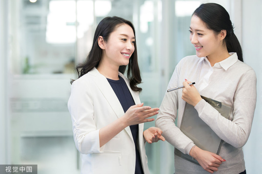 同事不愿意与你聊天 你知道聊天中的技巧吗