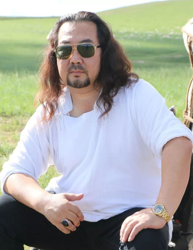 蓝野乐队最新单曲《nuudelchin mongol》献唱搏克超级联赛颁奖晚会