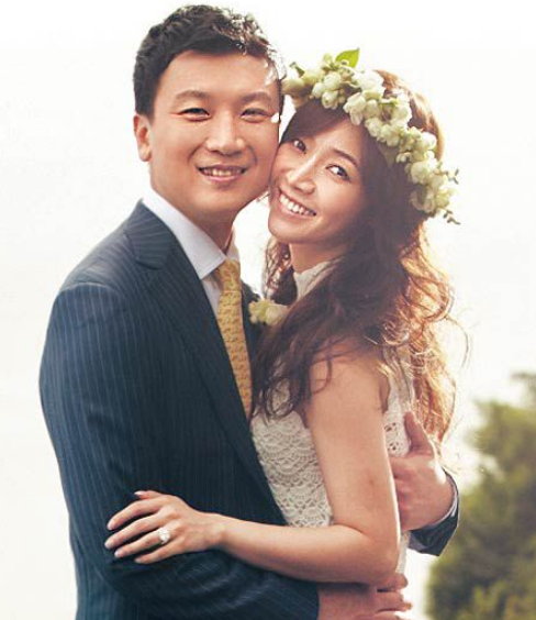 侯佩岑自曝爱买名牌鞋还爱送人富豪老公百依百顺任她买