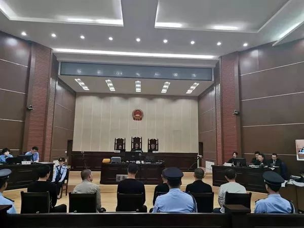 定西市安定区法院公开开庭审理马军等6人恶势力犯罪集团案