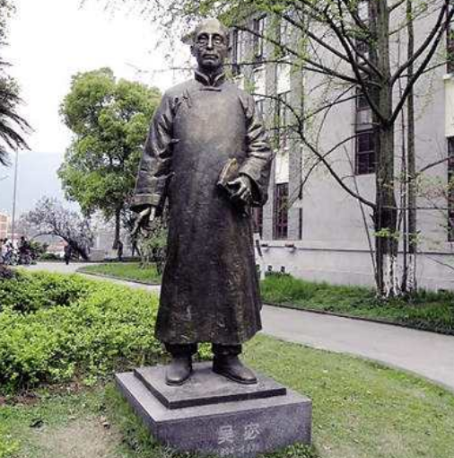 吴宓住教授宿舍室友经常通宵打牌抽烟半夜不睡苦闷至极