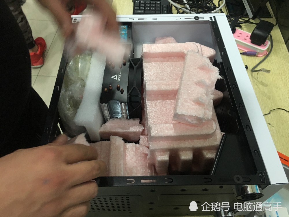 配置:i7-3770cpu,华硕h61主板,16g-1866(8g金士顿骇客神条2根)内存条