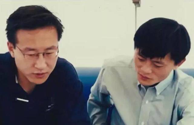 年輕時的蔡崇信與馬雲