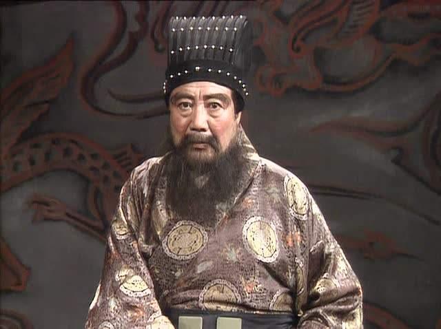 鲜卑族与羌族联合进犯东汉,他跟随张奂负责平定幽,并,凉三州叛乱.