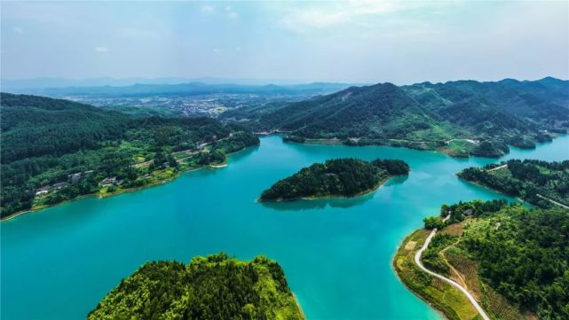 秋日,到梁平『明月湖』邂逅竹海深处的一抹宁静与美好