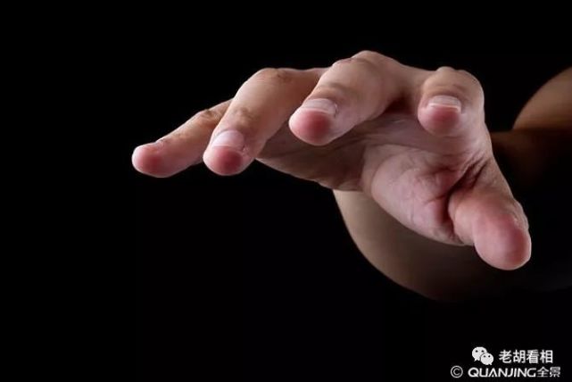 有的人手像鸡爪,有的人手像鹰爪,有的人手猩掌,不同的相象自然意义不
