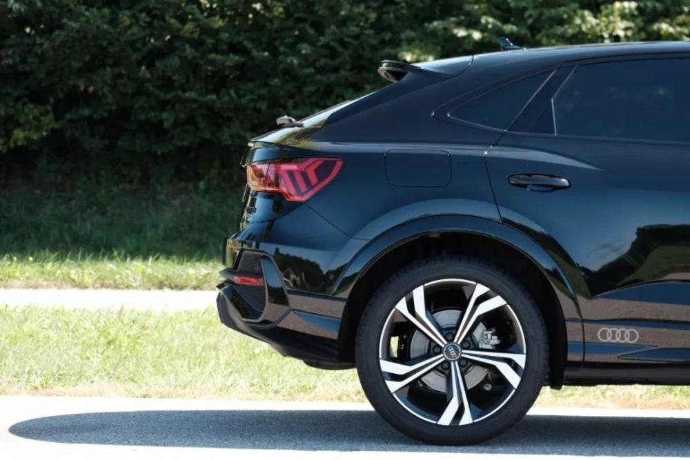 黑武士,奥迪q3 sportback全球首试