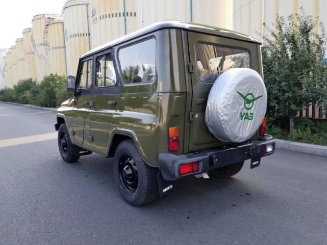 全新2021款瓦滋猎人亮相!配置简朴极具越野风,网友:俄版bj212