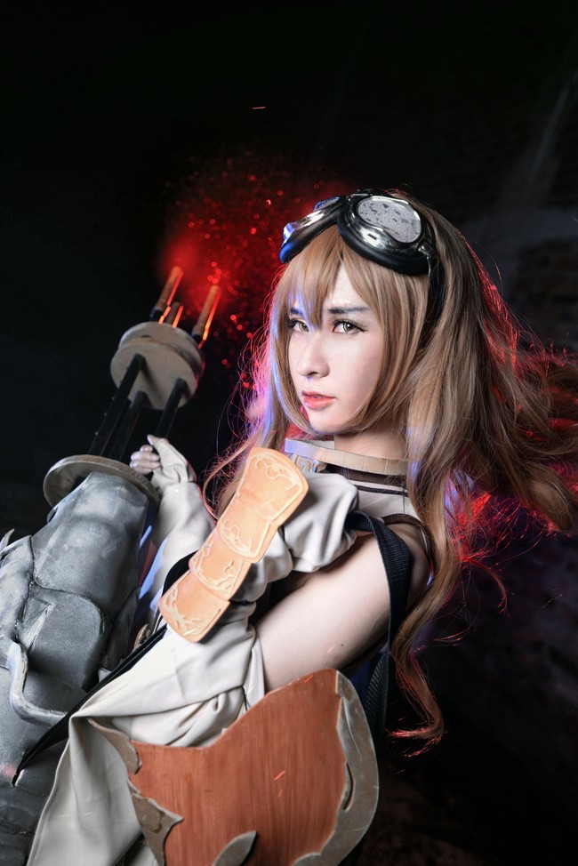 cos美图:全职高手——苏沐橙,金发大波浪御姐,a爆了!