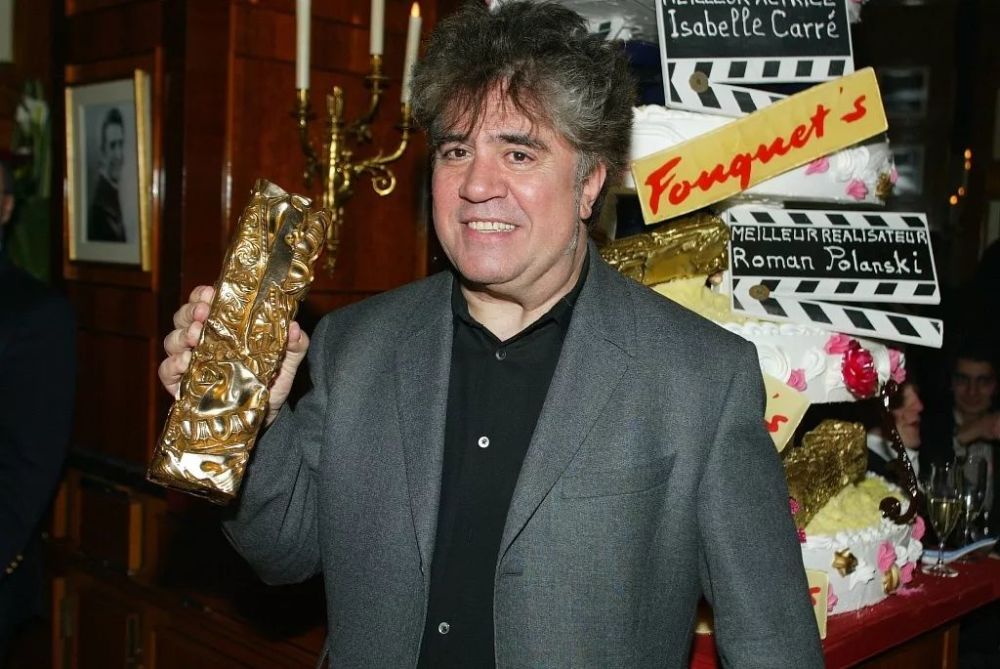 阿尔莫多瓦多个重量级奖项加持的西班牙导演