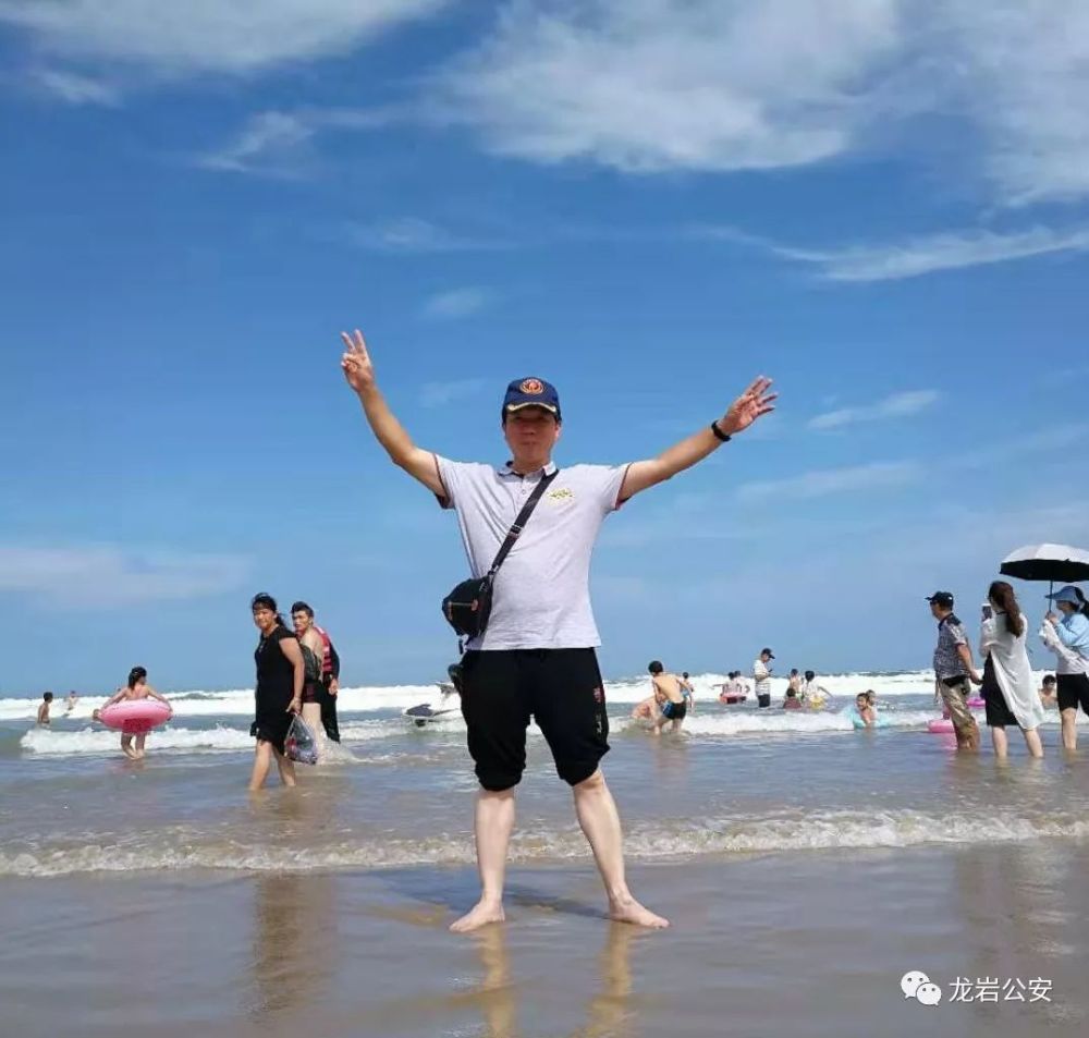 钢筋铁骨豪情满怀的"侠士"们