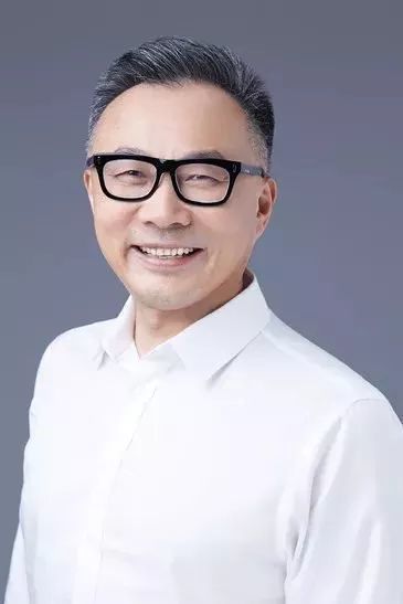 教授何帆,《21世纪商业评论》主编吴伯凡,清华大学人文学院教授吴国盛