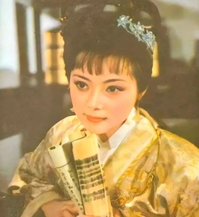 韩雪丽:《红楼梦》里薛宝钗脾气好是表面上的