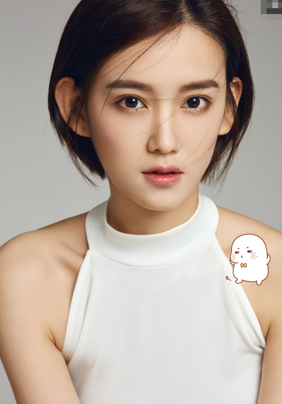 《全职高手》里唐柔很高冷吗?看到她"猫咪妆"后,被她萌到