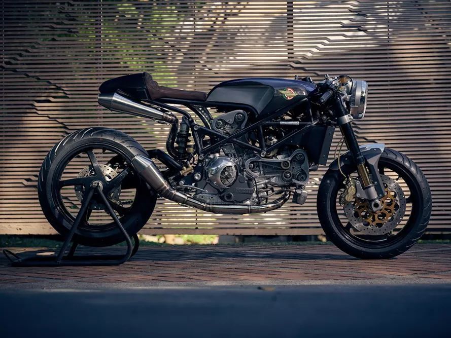 改装案例开放式引擎杜卡迪monster改caferacer