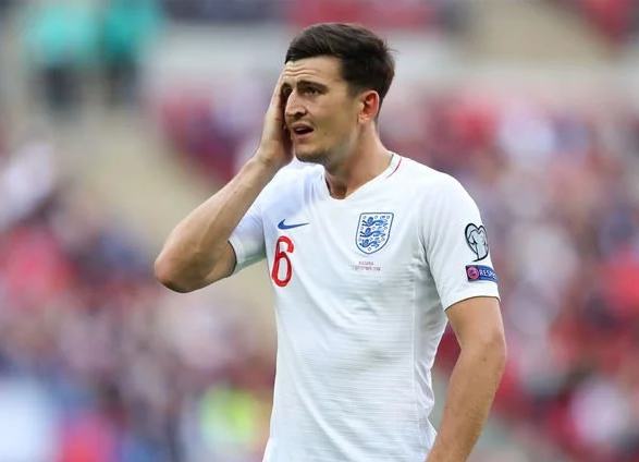 利物浦球迷狂嘲马奎尔:跟范迪克比 他就是个笑话_腾讯新闻