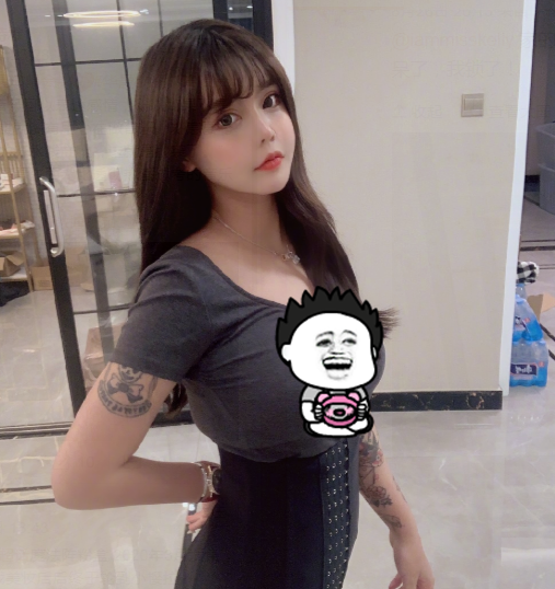 韩安冉为减肥穿束腰衣身材被勒出凹型网友太拼了