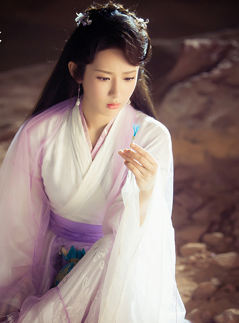 杨紫吴亦凡接拍簪中录原以为不适合看到古装造型后打脸了