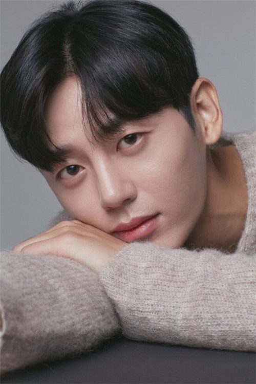 11日,所属社通过官方立场表示:"李知勋将在《99亿