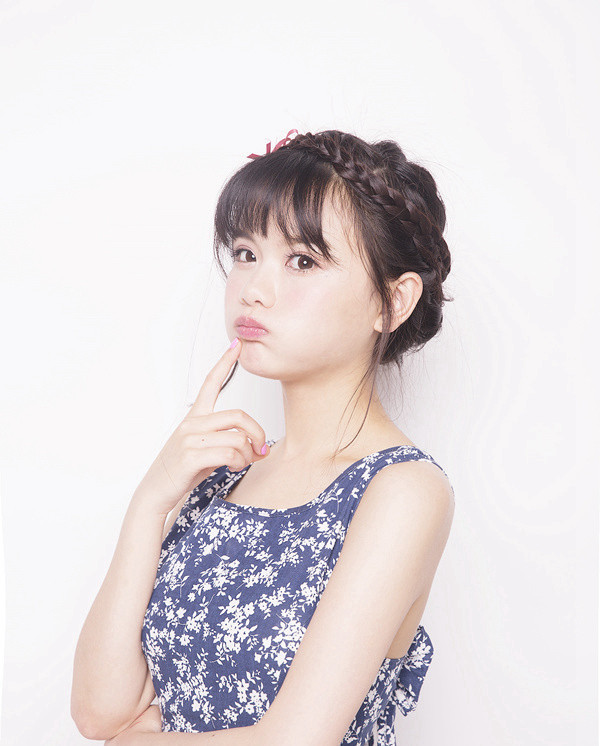 南笙嘟嘴卖萌表情包,俏皮灵动清新鬼马