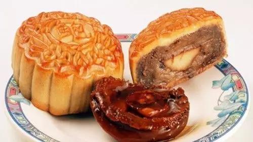 燕窝做的保健月饼,无糖月饼,谁更健康?营养师:都属于三高食品