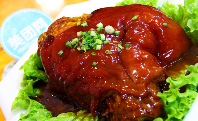 做一道红烧酱猪肘的超简单攻略,是时候露一手了!