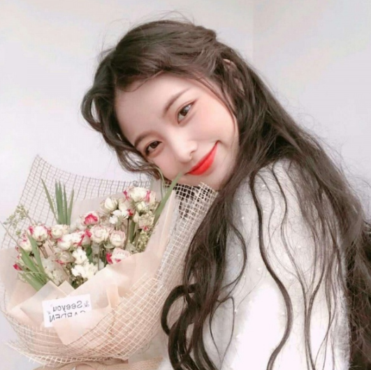 小清新·甜美·女生头像:巨蟹座的小仙女给你贴心的小礼品