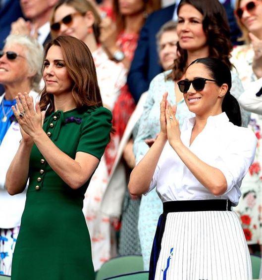 西班牙王后莱蒂齐亚不戴婚戒,与国王感情生变