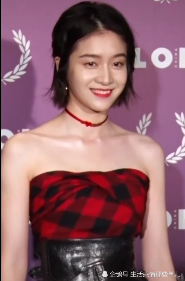 张雪迎生图照被疯传,看清脸上"美人痣,终于信了男生的审美!