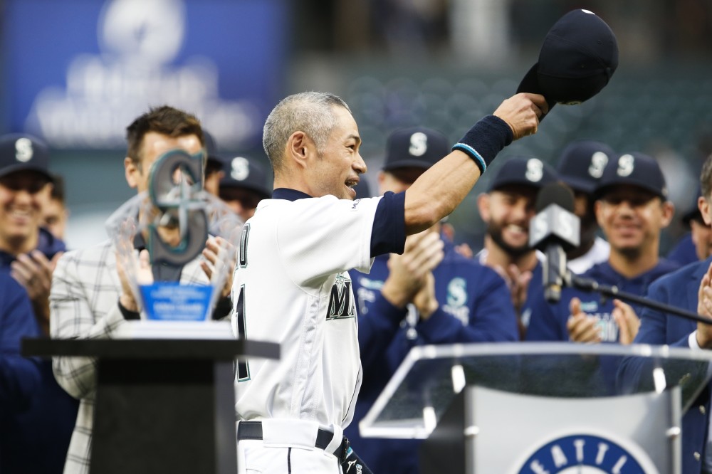 铃木一郎英语演说感动全场荣获球队终身成就奖下一站名人堂