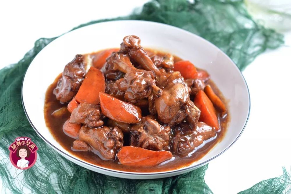 红烧鸭腿胡萝卜:入秋之后吃肉就选它,入味不柴,香而不腻