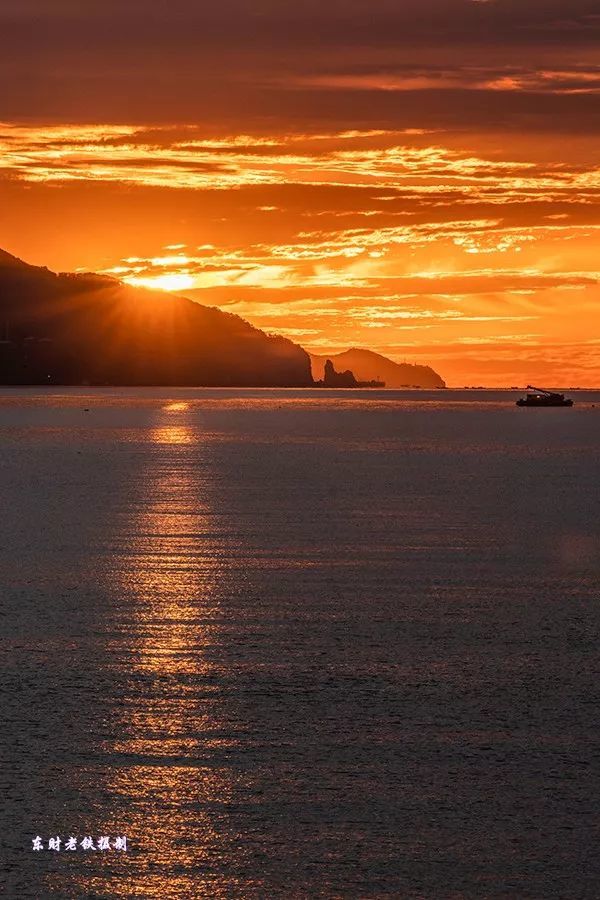 日出没拍全,却见大连"天眼"开