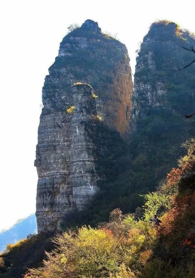 狼牙山镇|北京180公里处，有座英雄的山，这里风景美如画，秋色醉人！