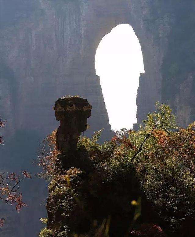 狼牙山镇|北京180公里处，有座英雄的山，这里风景美如画，秋色醉人！