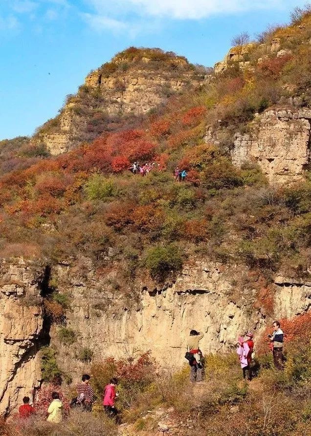狼牙山镇|北京180公里处，有座英雄的山，这里风景美如画，秋色醉人！