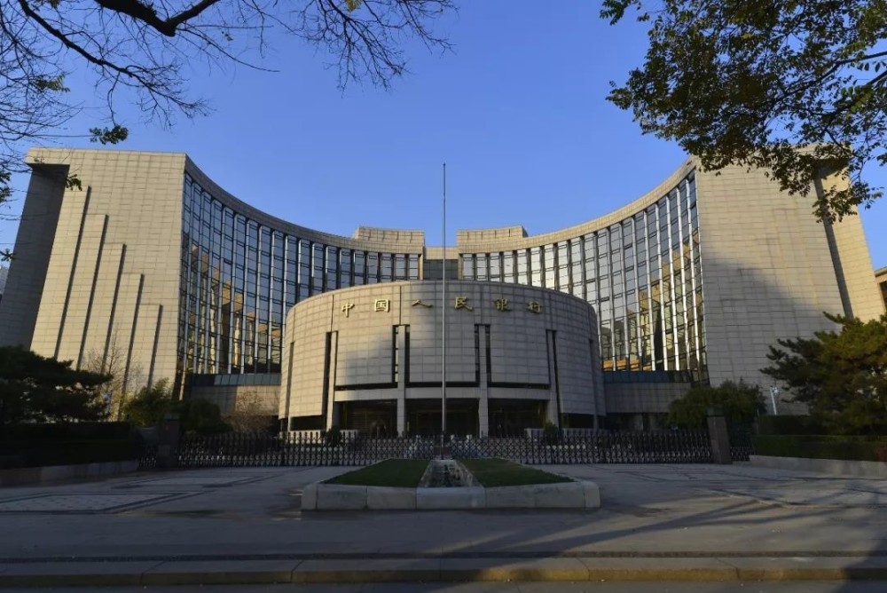 中国央行突然宣布发行自己的数字货币的意图是什么？
