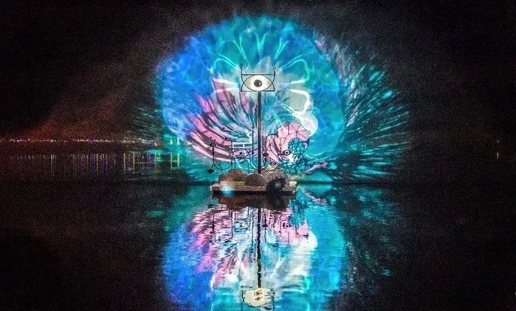 超棒的水上装置,突破你的想象