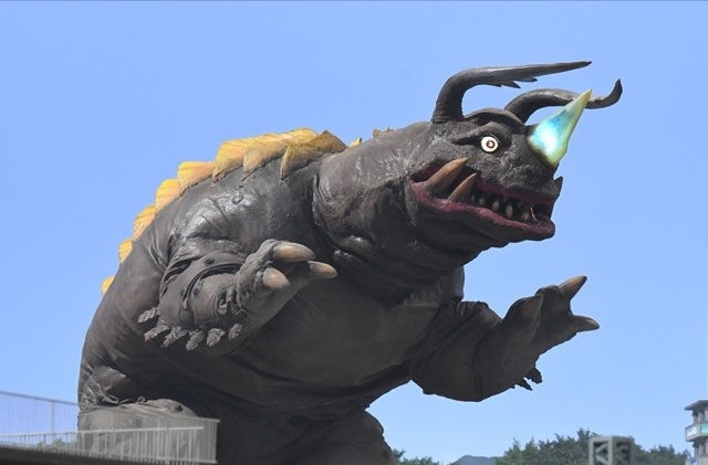 此外,关于巴拉贡及其衍生怪兽还有很多趣闻:1.