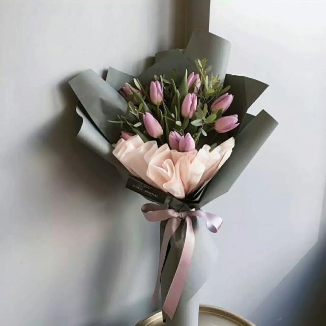 心理小测试选一束你最喜欢的花测测你这几天会发生什么大事