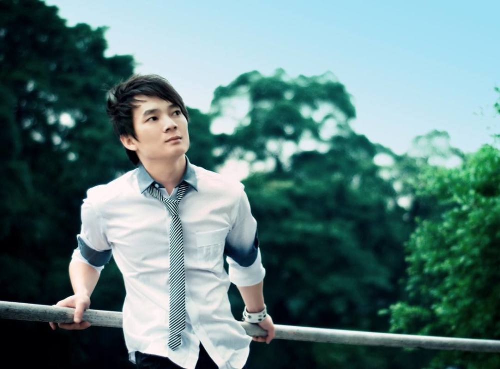 网络歌手六哲当年为什么销声匿迹了?