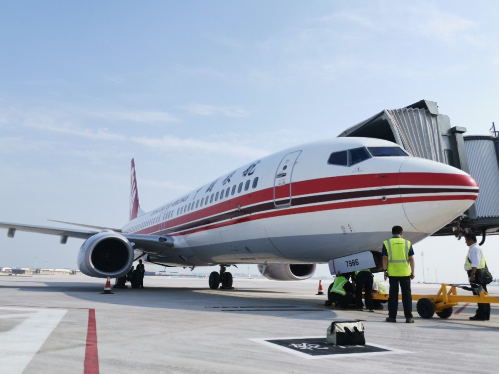 昨晚大兴国际机场迎来第三阶段试飞