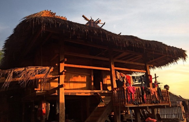 探秘中国最后一个原始部落——翁丁古寨