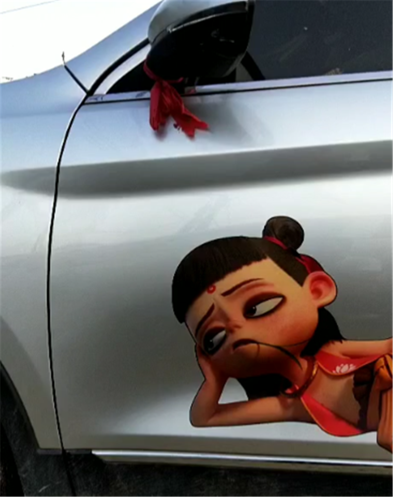 8万汉腾x5现街头,侧面贴"哪吒",还配电影中经典的一句台词